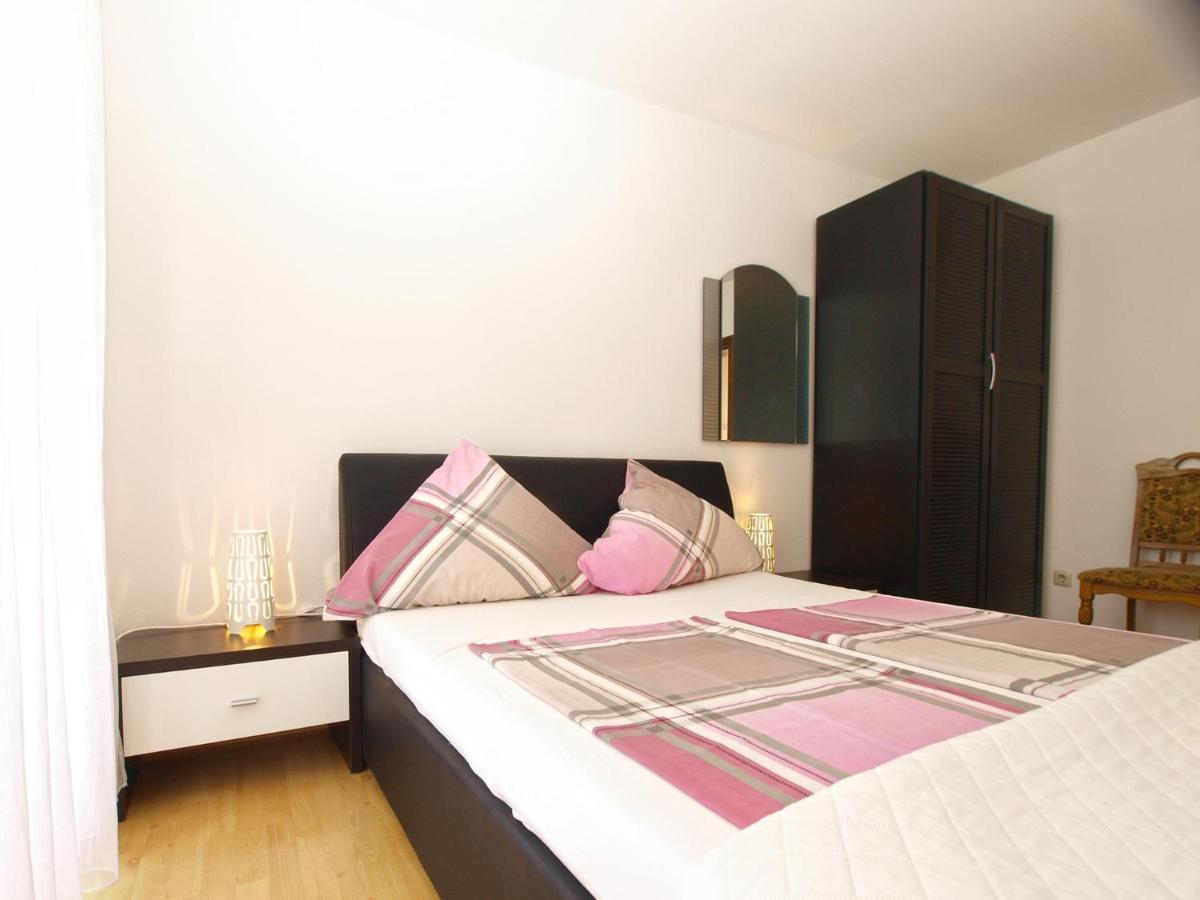 Apartments Ivanka 934 ฟาชานา ภายนอก รูปภาพ