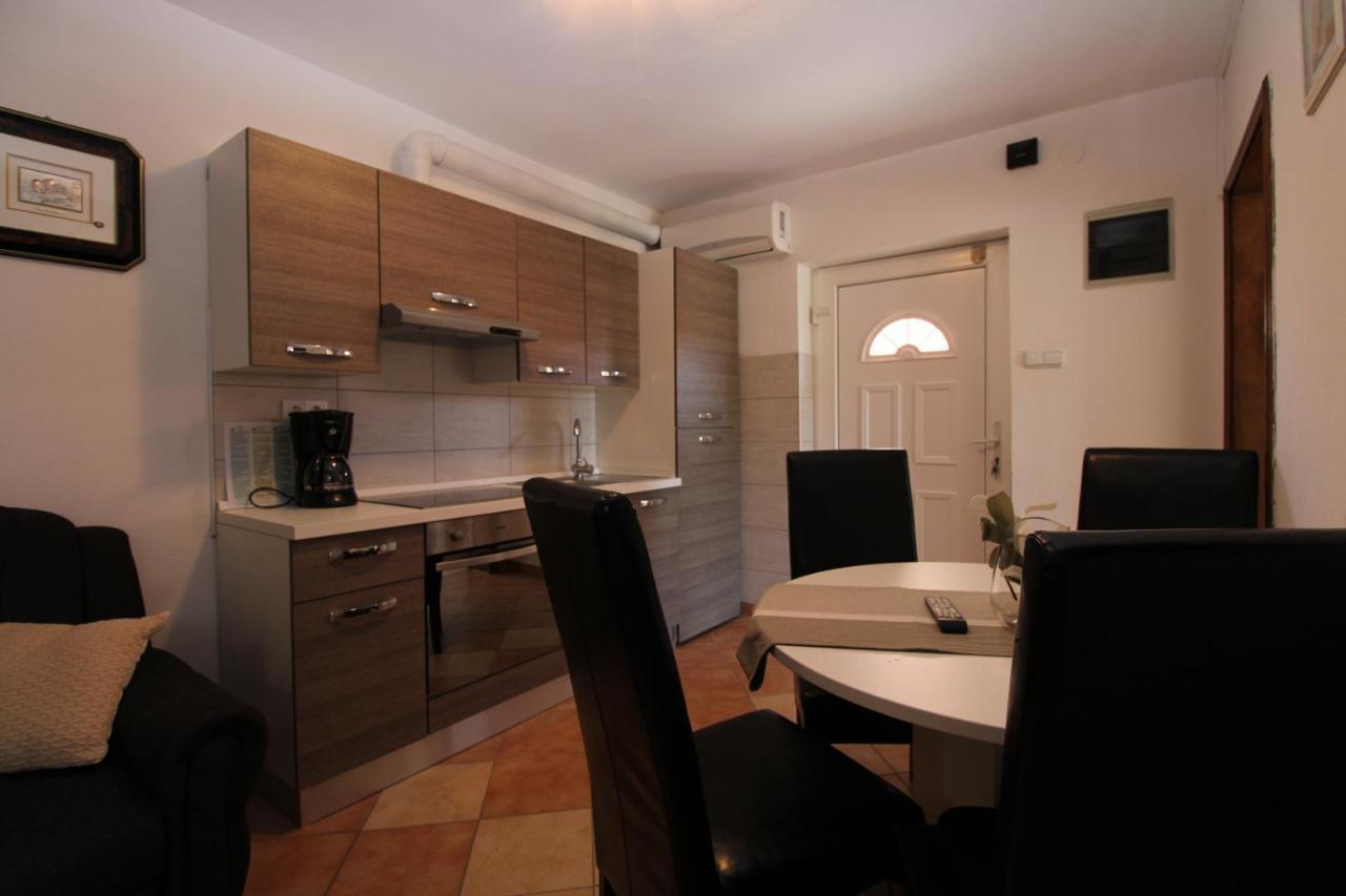 Apartments Ivanka 934 ฟาชานา ภายนอก รูปภาพ